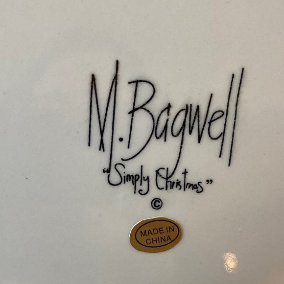 M. Bagwell • Simply Christmas • Serving Bowl - Picture 4 of 8